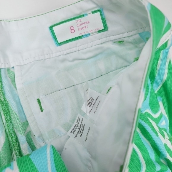 Lilly Pulitzer The Chipper Short  Finders  Keepers Print in Resort White… - Picture 7 of 9